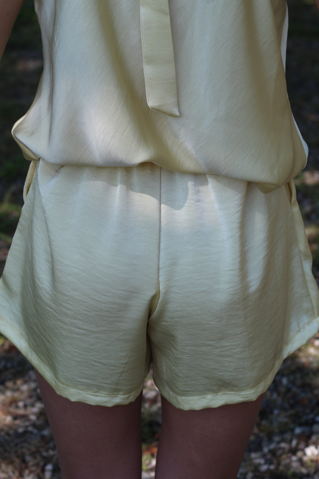 Nina Short Yellow